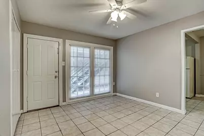 2202 Park Street #03, Houston, TX 77019 - Photo 2