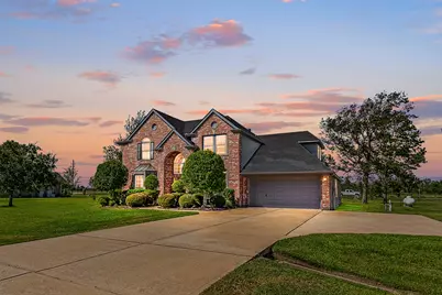 8991 Water Point Drive, Beach City, TX 77523 - Photo 2