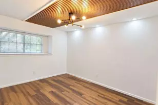 1143 Creekmont Dr, Houston, TX 77091 - Photo 16