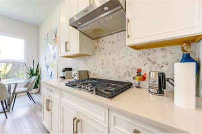 8102 Morning Melody Drive, Houston, TX 77063 - Photo 12