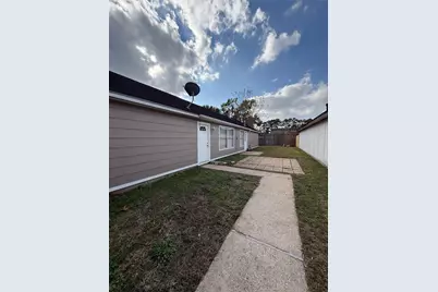 13810 Northlake Drive, Houston, TX 77049 - Photo 2