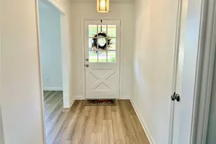 1111 Burning Tree Rd, Kingwood, TX 77339 - Photo 4