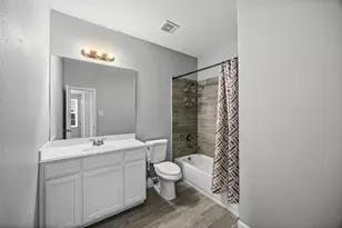 426 New Hampshire St, Houston, TX 77029 - Photo 14