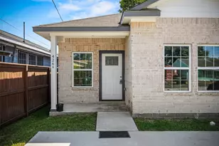 426 New Hampshire St, Houston, TX 77029 - Photo 2