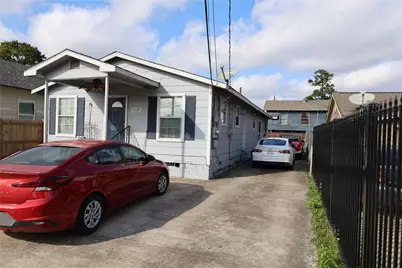 1009 Caplin Street, Houston, TX 77022 - Photo 2