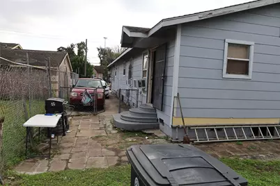 1009 Caplin Street, Houston, TX 77022 - Photo 24