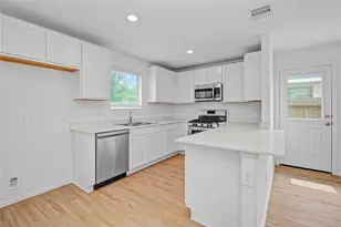 24035 Wandering Brk Dr, Hockley, TX 77447 - Photo 4