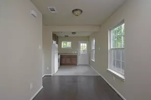 1001 9th Ave N, Texas City, TX 77590 - Photo 6