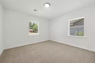 4601 W 43rd St, Houston, TX 77092 - Photo 18