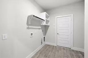 3215 Bushy Hawthorne Dr, Conroe, TX 77301 - Photo 18