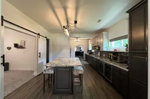 103 W Barrow St, Dayton, TX 77535 - Photo 8