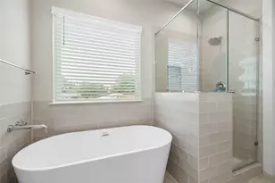 240 Julia St, Houston, TX 77022 - Photo 18