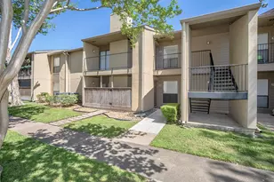 3300 Pebblebrook Dr, Seabrook, TX 77586 - Photo 2