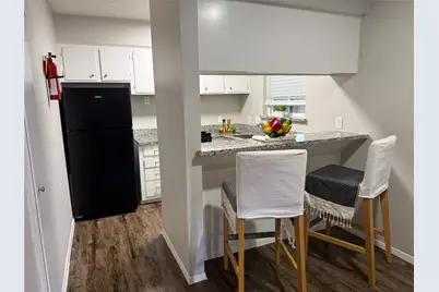 9733 Neuens Road #10, Houston, TX 77080 - Photo 2