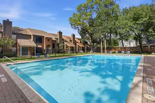 701 Bering Dr, Houston, TX 77057 - Photo 20