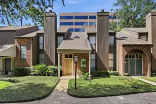 701 Bering Dr, Houston, TX 77057 - Photo 24