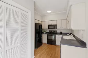 701 Bering Dr, Houston, TX 77057 - Photo 6