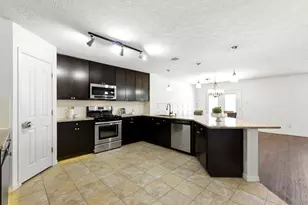 29630 Benson Springs Ln, Spring, TX 77386 - Photo 10