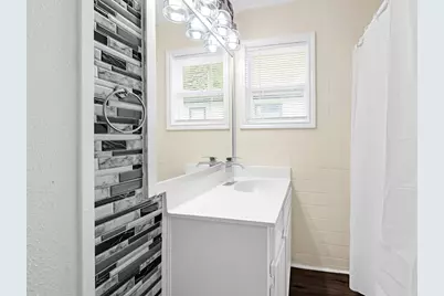 1603 5th Avenue N, Texas City, TX 77590 - Photo 16