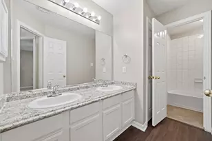 11 Crest, Houston, TX 77082 - Photo 32