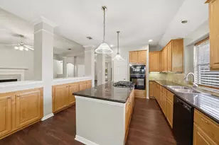 11 Crest, Houston, TX 77082 - Photo 16
