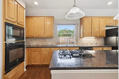 11 Crest, Houston, TX 77082 - Photo 14