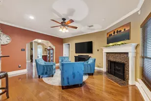 2329 N Lake Front Dr, League City, TX 77573 - Photo 18