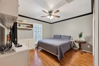 2329 N Lake Front Drive, League City, TX 77573 - Photo 34