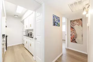 2101 Fountain View Dr, Houston, TX 77057 - Photo 14