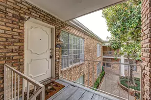 2101 Fountain View Dr, Houston, TX 77057 - Photo 8