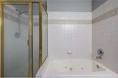 11709 Lakeside Place Drive #232, Houston, TX 77077 - Photo 24