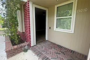 15010 Dogwood Tree St, Houston, TX 77060 - Photo 2