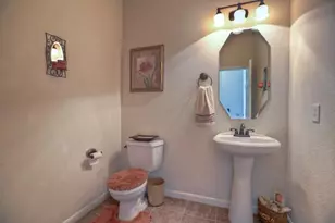 7002 Falling Cherry Pl, Houston, TX 77049 - Photo 4