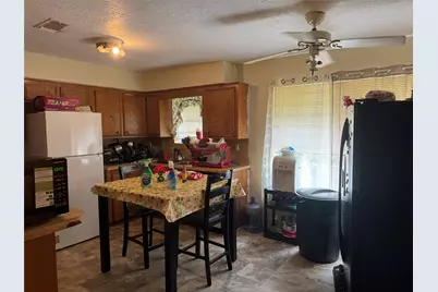 115 Saint John Road, Schulenburg, TX 78956 - Photo 8