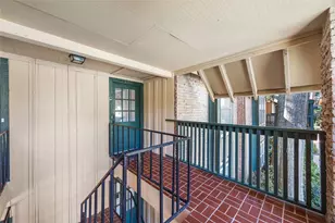 8233 Kingsbrook Rd, Houston, TX 77024 - Photo 22