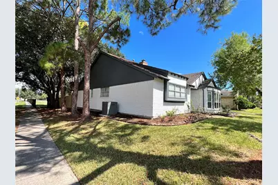 15903 Brookvilla Drive, Houston, TX 77059 - Photo 2