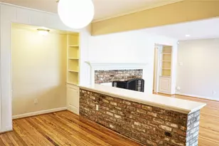 2047 McClendon St, Houston, TX 77030 - Photo 10