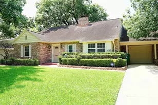 2047 McClendon St, Houston, TX 77030 - Photo 2