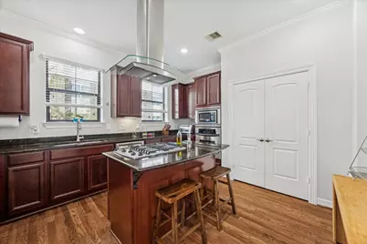 3203 Garden Oaks View, Houston, TX 77018 - Photo 6