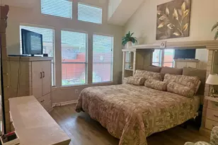 2415 Clippers Square, Houston, TX 77058 - Photo 24