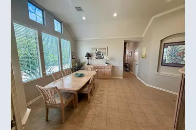2415 Clippers Square, Houston, TX 77058 - Photo 18