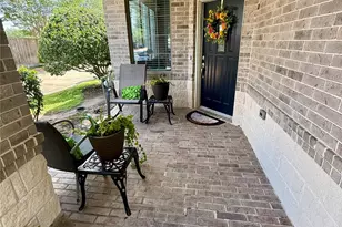2415 Clippers Square, Houston, TX 77058 - Photo 4