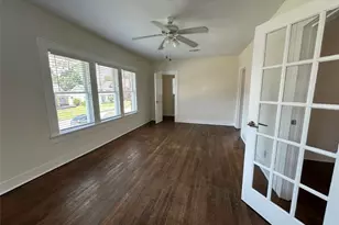 2421 Isabella 1/2 St, Houston, TX 77004 - Photo 2