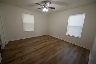 1727 S Park Dr, Alvin, TX 77511 - Photo 6