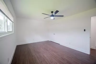 4815 Caris Street, Houston, TX 77091 - Photo 32