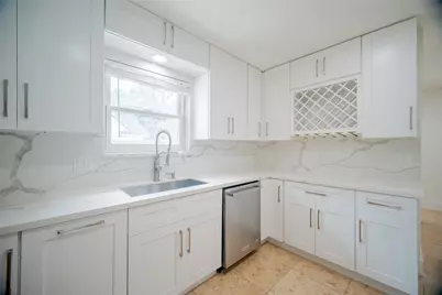 4815 Caris Street, Houston, TX 77091 - Photo 8