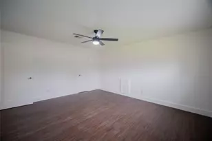 4815 Caris St, Houston, TX 77091 - Photo 34