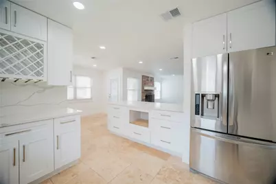 4815 Caris Street, Houston, TX 77091 - Photo 8