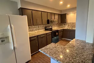 5212 Arboles Dr, Houston, TX 77035 - Photo 8