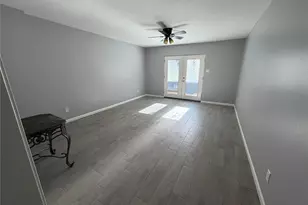 5212 Arboles Dr, Houston, TX 77035 - Photo 10